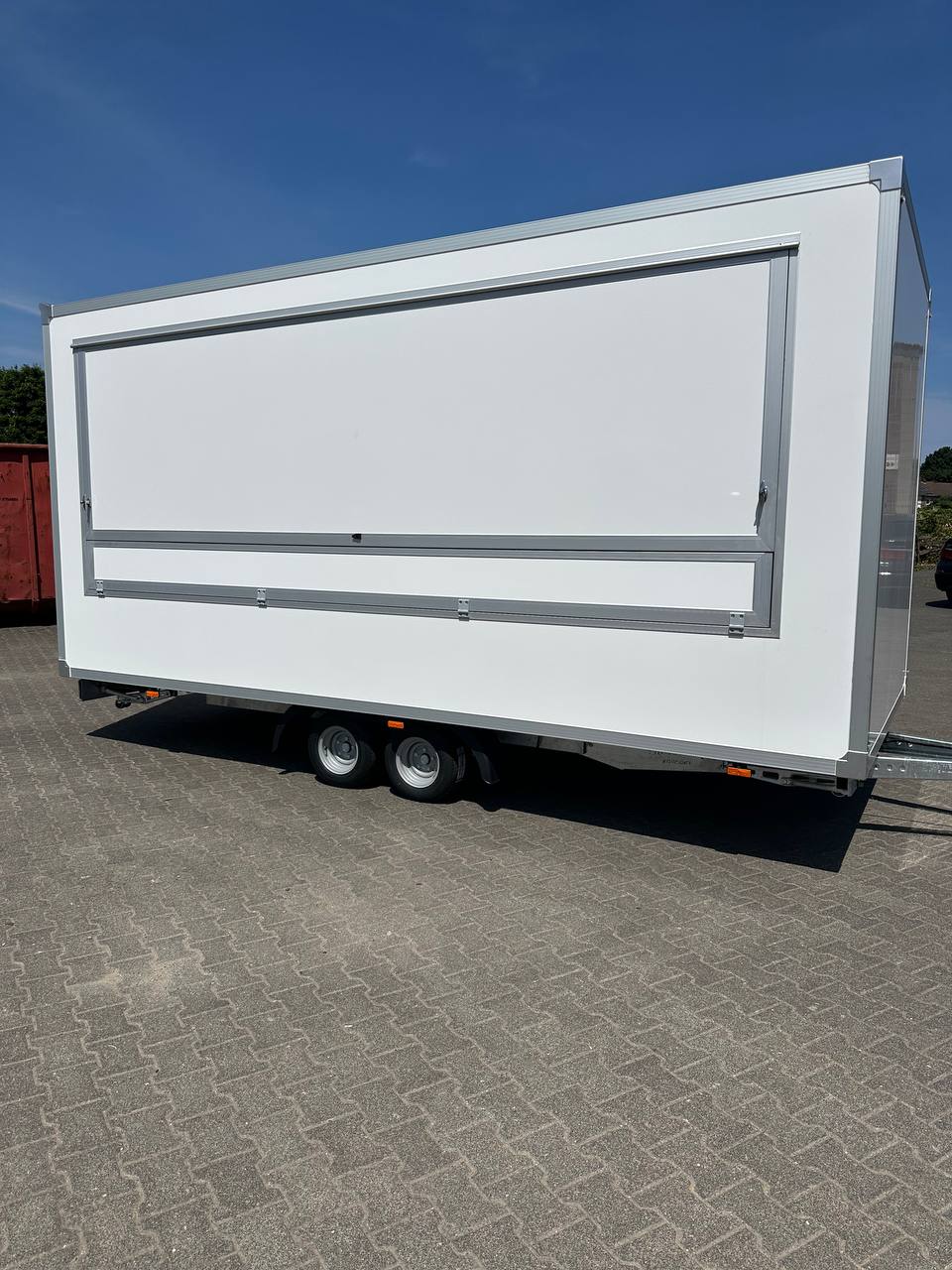 5m Foodtruck / Imbisswagen / Imbissanhänger / Verkaufsanhänger